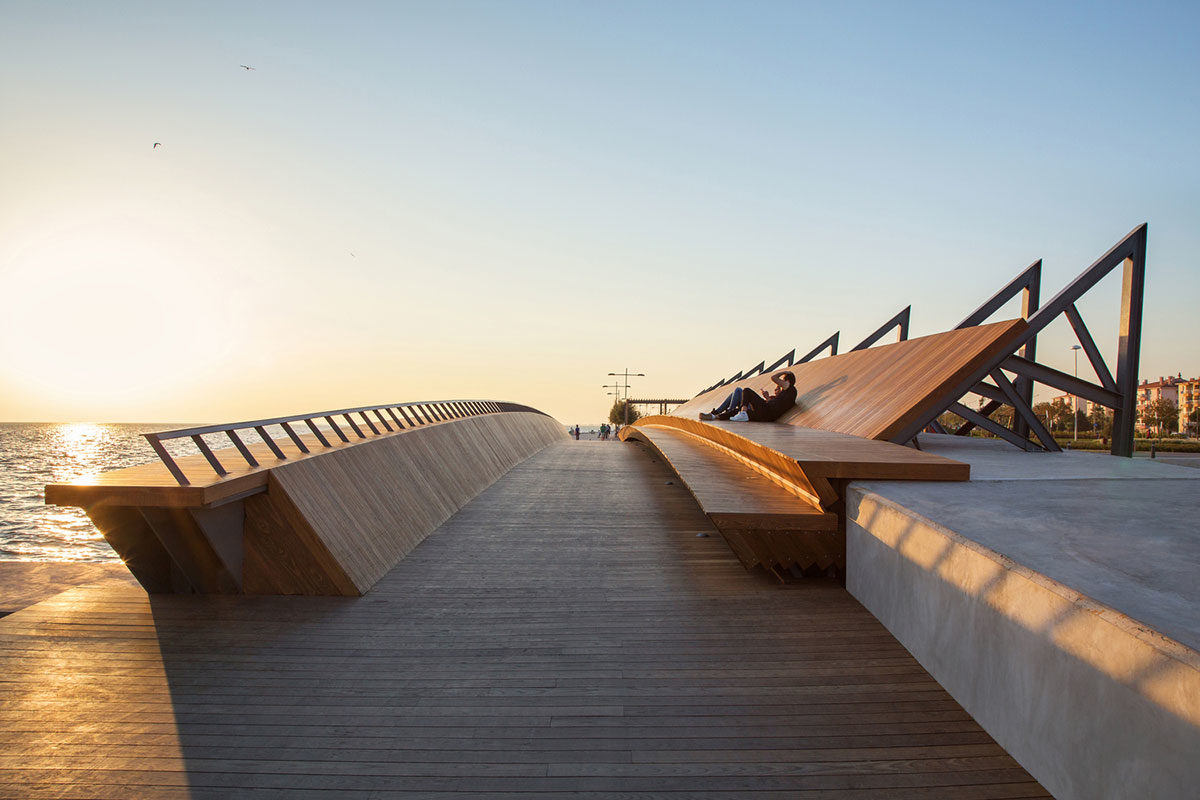Bostanlı Footbridge_Izmir_Turkey by Studio Evren Başbuğ Architects